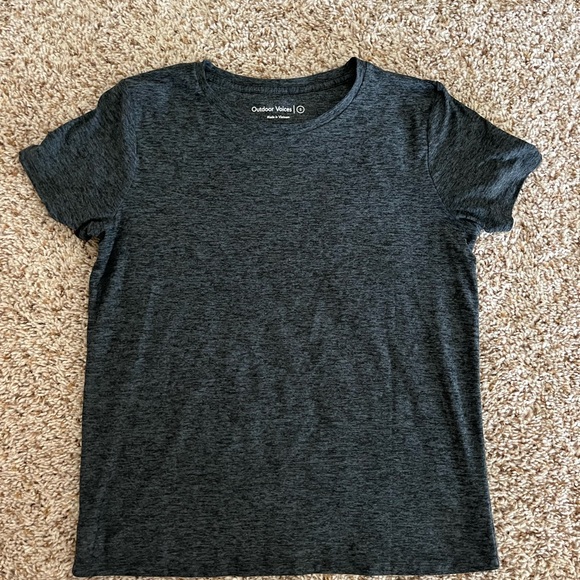 Outdoor Voices shirt - Picture 1 of 3